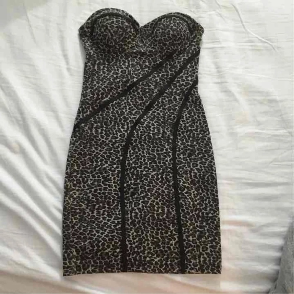 Bebe dress